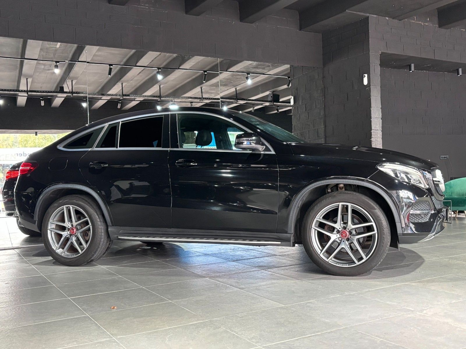 Fahrzeugabbildung Mercedes-Benz GLE 350d Coupe 4Matic *AMG*Kamera*ACC*AHK*SHZ