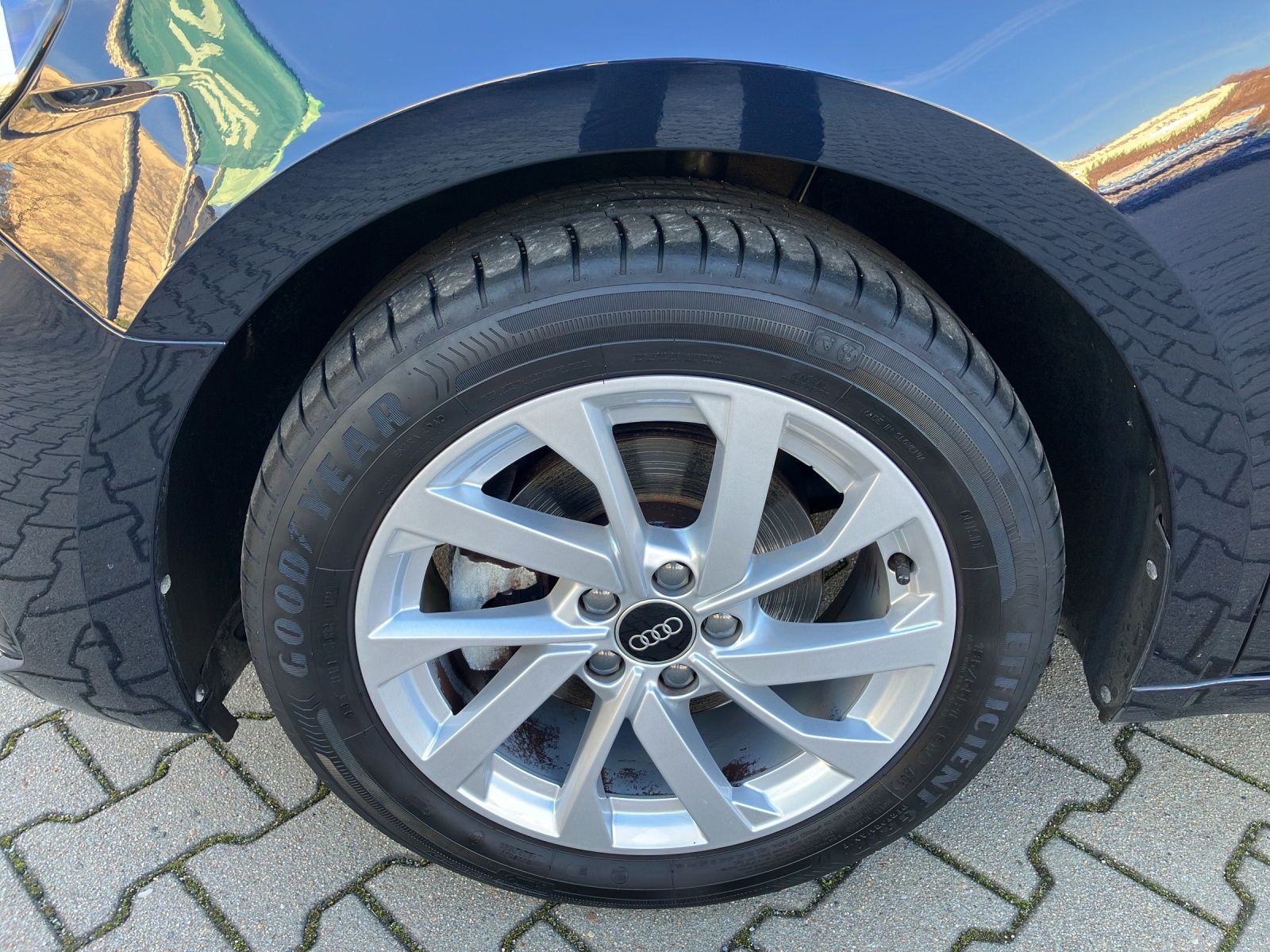 Fahrzeugabbildung Audi A1 Sportback 30 TFSI advanced S-tronic Climatron