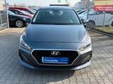 Hyundai i30 1.4 CW YES!*GR.NAVI-TOUCH*KAMERA*6.G*TEMPO** - Hyundai i30 Gebrauchtwagen in Frankfurt