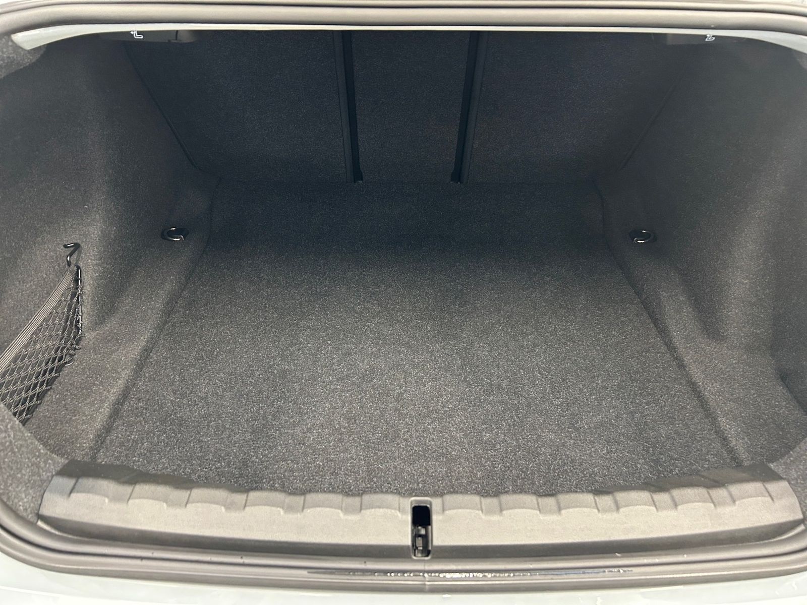 BMW 218 - Bild 15