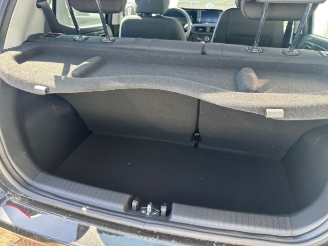 Fahrzeugabbildung Hyundai i10 Select 1.0 (MY25) Navi Kamera PDC digit. Coc