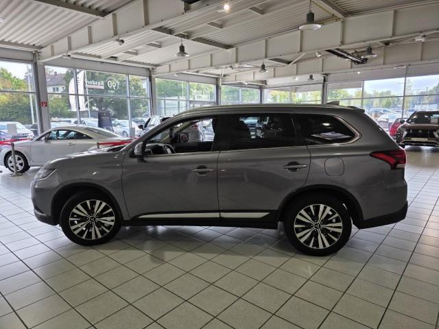 Mitsubishi Outlander 2.0 Active, CVT, AHK Klima Navi