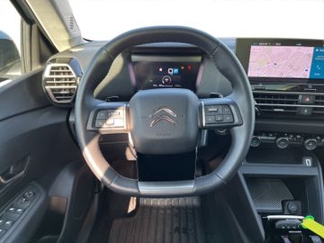 Citroën C4 Shine PT 130 EAT8 Navi+SHZ+RFK+LHZ+HUD+LM+SD