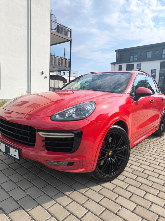 Image of Porsche Cayenne