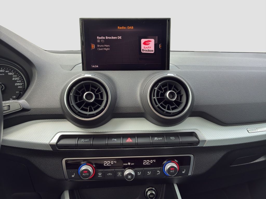 Fahrzeugabbildung Audi Q2 1.5 35 TFSI design (EURO 6d-TEMP) Pano*SD*LED