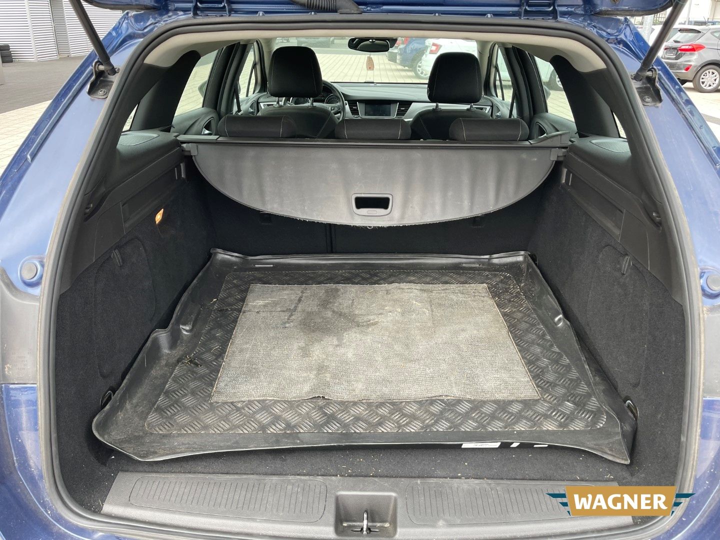 Fahrzeugabbildung Opel Astra Sports Tourer Edition  Abgasreinigung defe