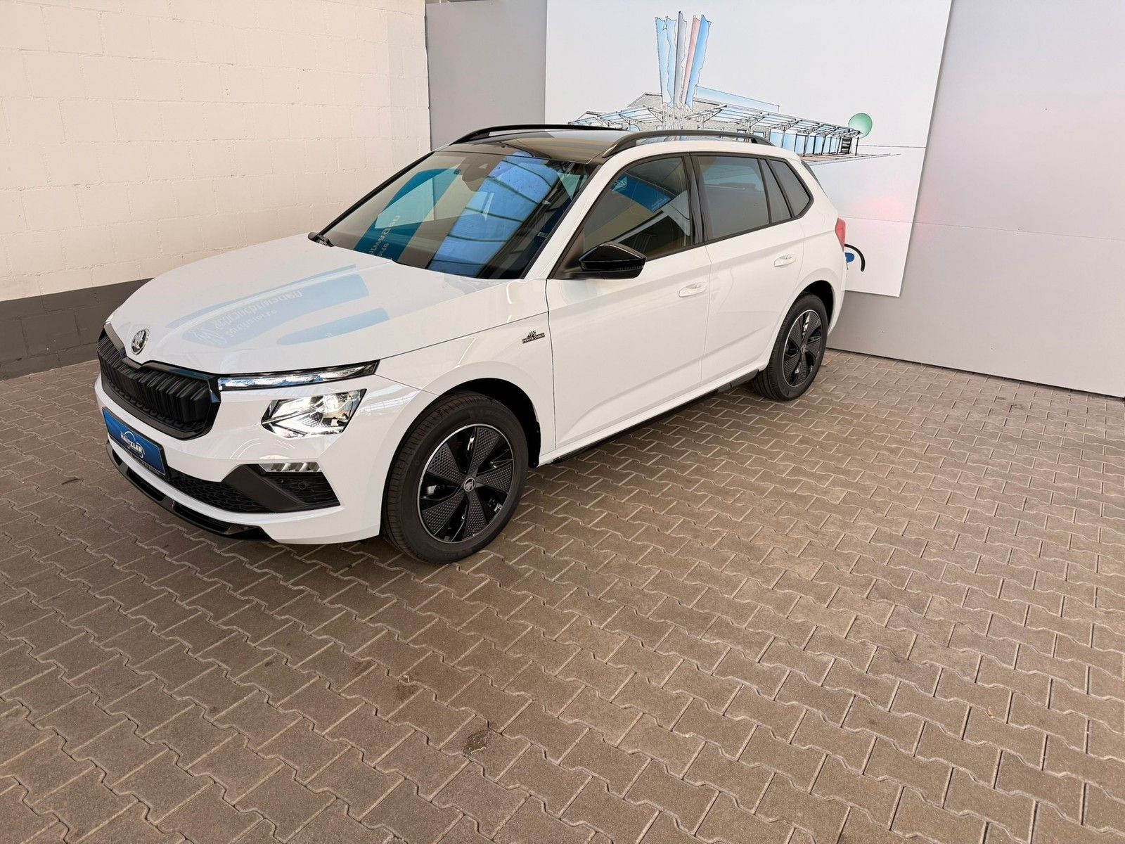Fahrzeugabbildung SKODA Kamiq Monte Carlo 1,5 TSI DSG +Sportpaket +Navi