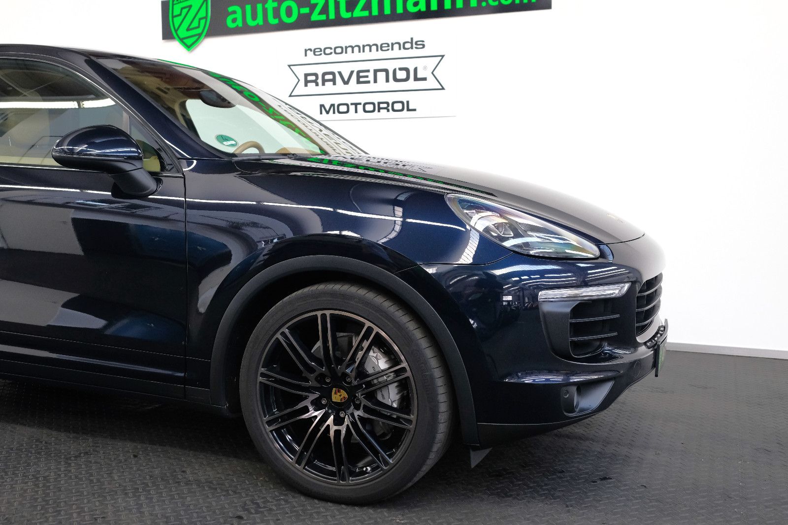 Fahrzeugabbildung Porsche Cayenne S Diesel/PANO/LED/PCM/CHRONO