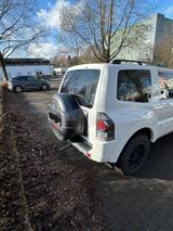 Mitsubishi Pajero 3,2 DI-D 4WD Final Edition Automatik ... - Mitsubishi Pajero: 3.2