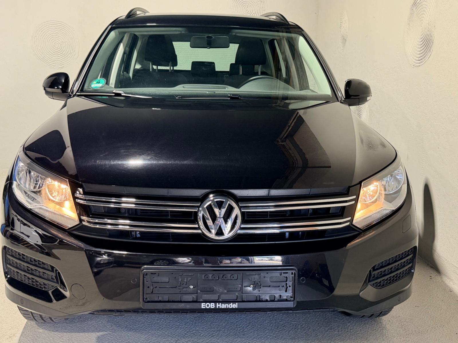 VOLKSWAGEN TIGUAN TRACK & FIELD 2.0 TSI 179ch 4MOTION BVA Toit pano Sièges chauffants Crochet attelage Historique présent - 2EME MAIN