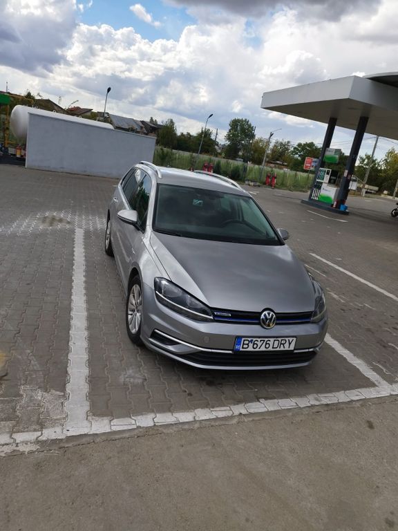 Image of Volkswagen Golf