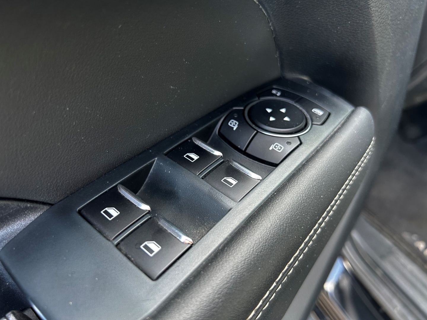 Amarok 3.0TDI DC Style Cover*Sound*MTRX+Leder*IQ