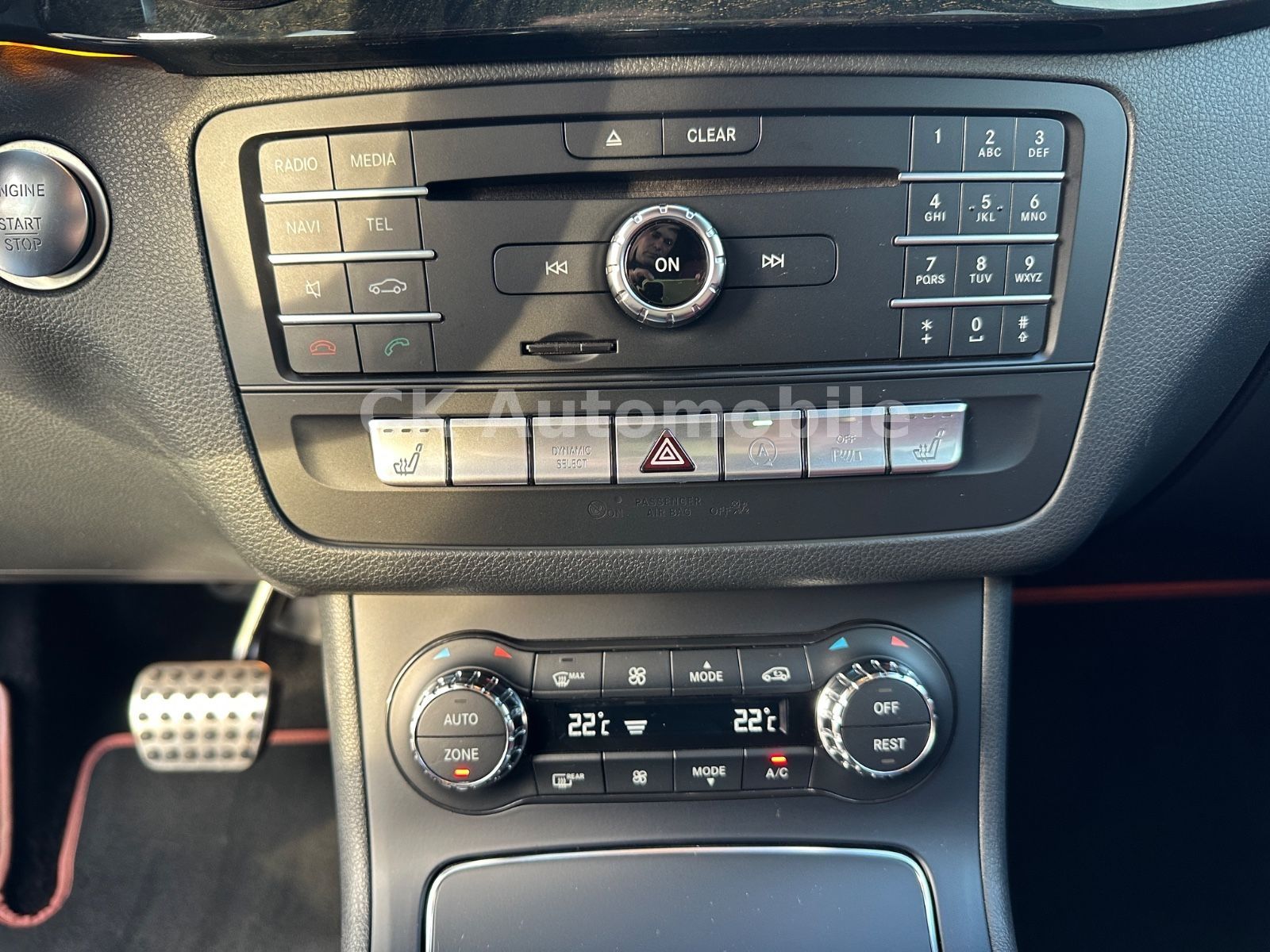 Fahrzeugabbildung Mercedes-Benz B 220 4Matic AMG-Line/Navi/Tempomat/PDC/AHK