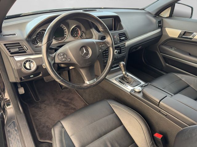 Fahrzeugabbildung Mercedes-Benz E 350 CDI Cabrio Airscarf+Leder+Kamera+H&K Sound