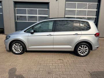 Volkswagen Touran - 3