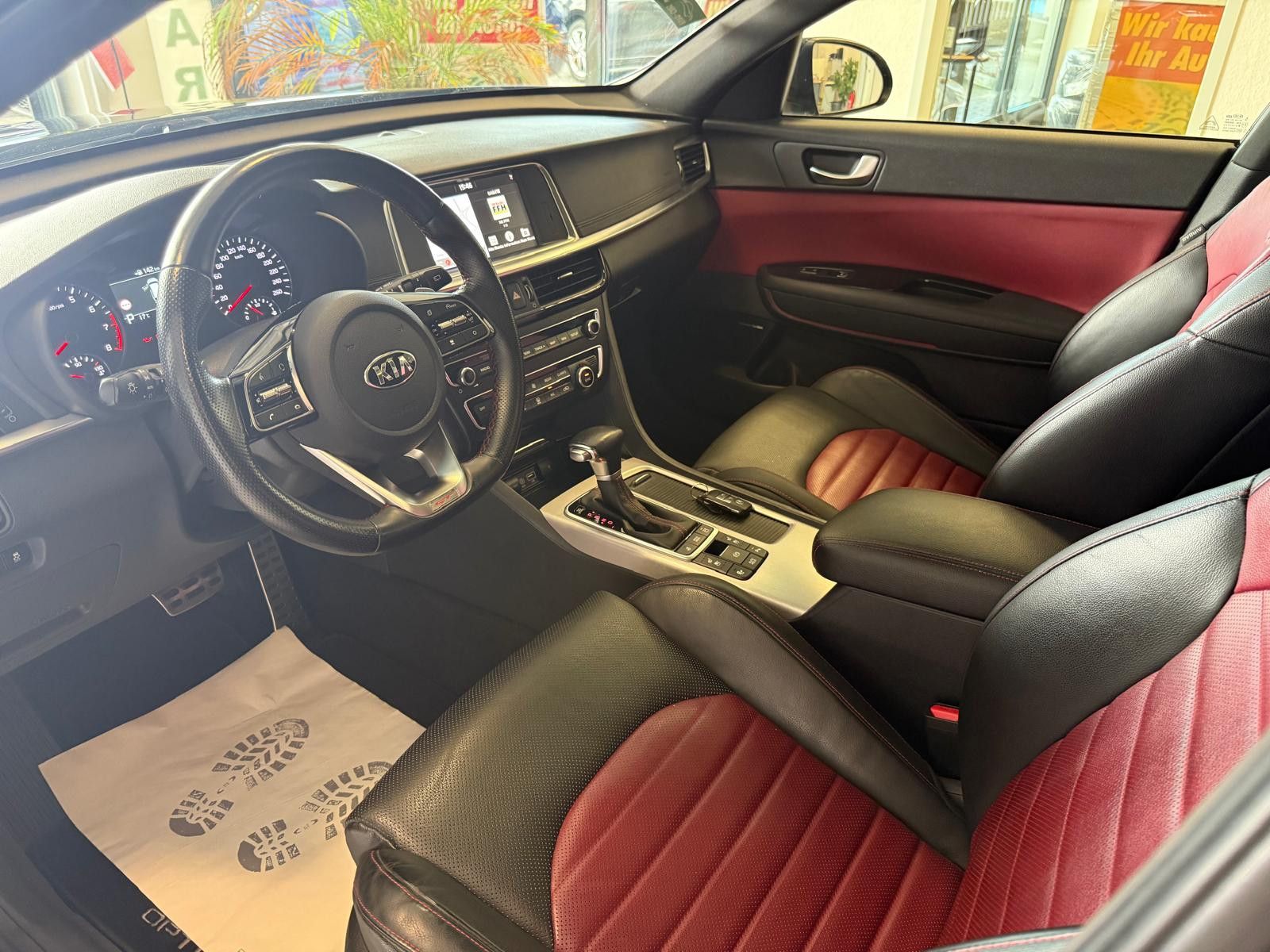 Fahrzeugabbildung Kia Optima Sportswagon GT /SCHECKHEFT/SPORTABGAS