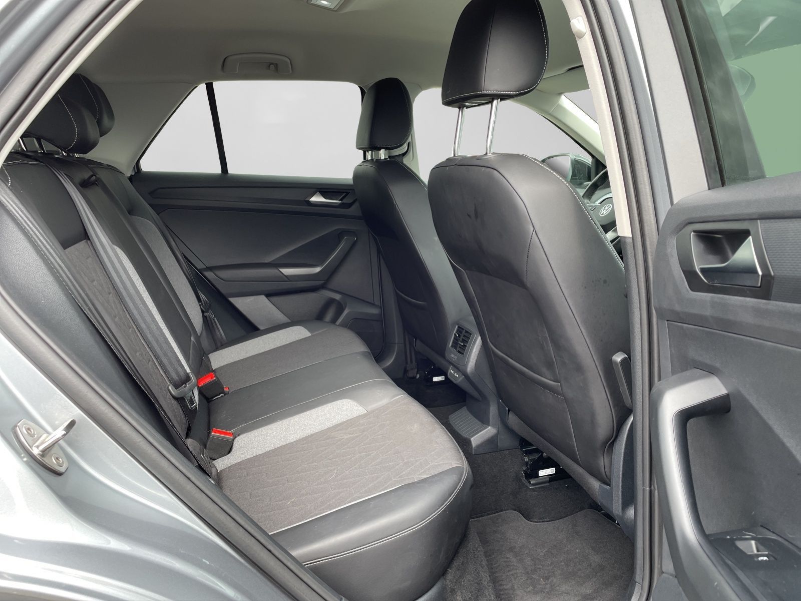 Volkswagen T-Roc - Bild 6