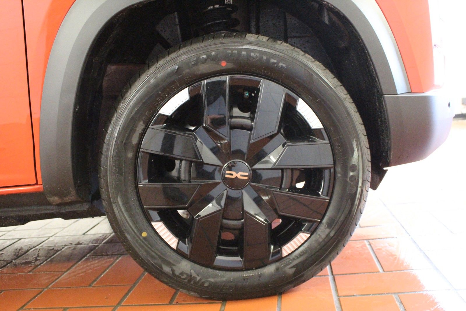 Fahrzeugabbildung Dacia Spring electric 100 Extreme