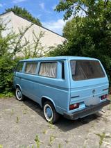Volkswagen T3 Caravelle - blaue Volkswagen T3 Caravelle
