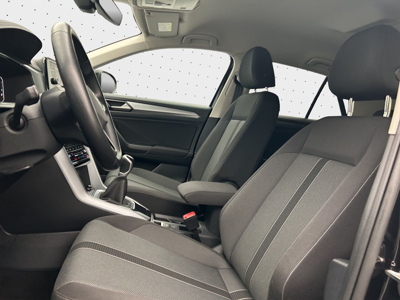 Volkswagen T-Roc - Bild 10