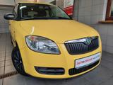 Skoda Fabia Classic Mod. 2010 1 Hand - Skoda Fabia: Gelb
