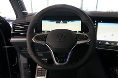 VW Touareg R eHybird | Pano | AHK | Dynaudio VW Touareg R eHybird | Pano | AHK | Dynaudio