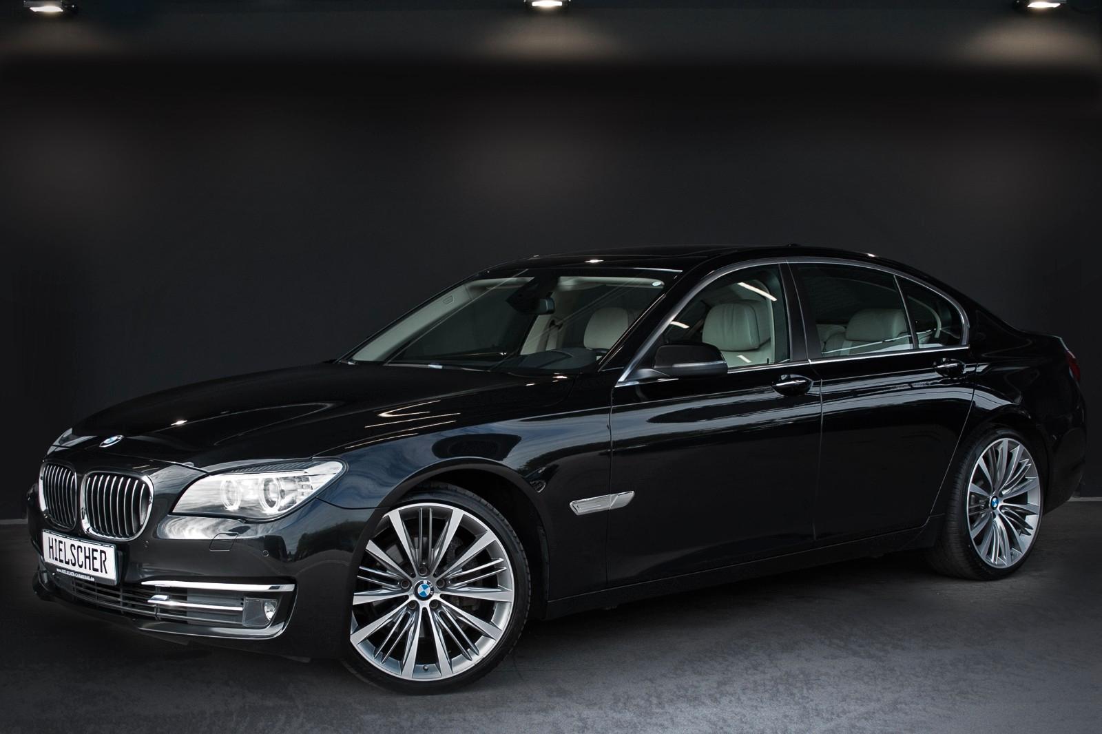 BMW 730d xDRIVE 3.0 258ch BVA - ATTELAGE PIVOTANT - AFFICHAGE TÊTE HAUTE - CUIR NAPPA - ACC - CHAUFFAGE AUXILIAIRE