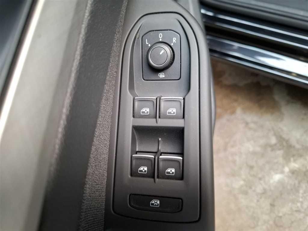 Volkswagen Golf Variant Life 1.5 eTSI DSG BusinessPremium, миниатюра 14