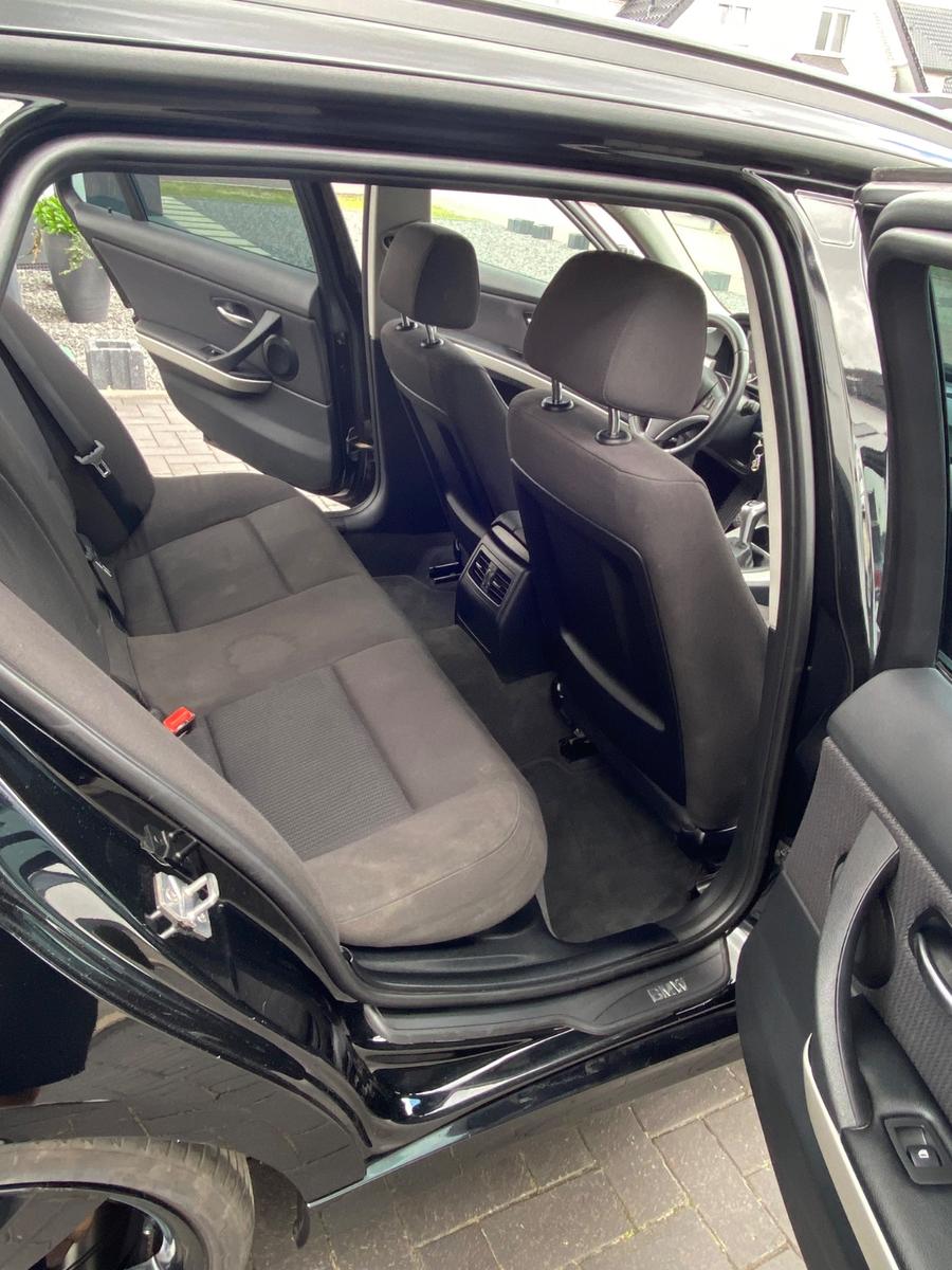 BMW 318 2012 — photo 8