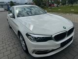 BMW 520d Luxury Line NAVI-PROF*LEDER*MTL*XEN*SHD*CAM - BMW 520 Gebrauchtwagen in Stuttgart