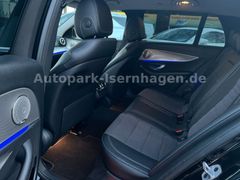 MERCEDES-BENZ E 220 d T Autom.WIDESCREEN*ILS*AHK*Teilleder*BUR