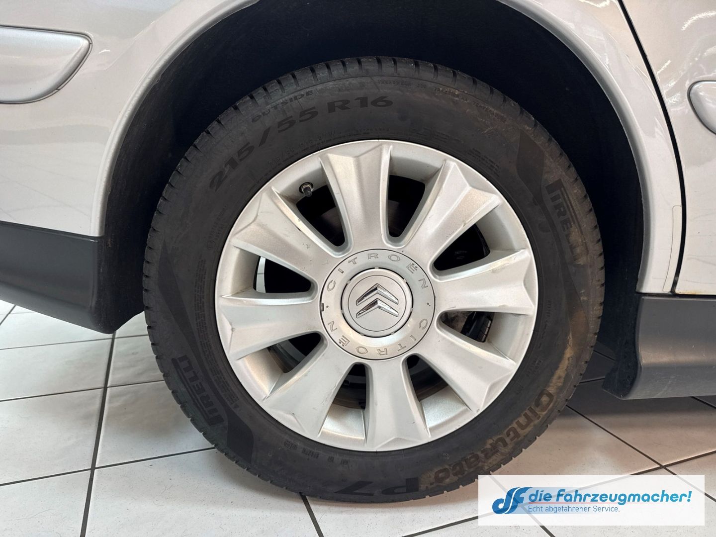 Fahrzeugabbildung Citroën C5 3.0 V6 Automatik Exclusive Navi Leder