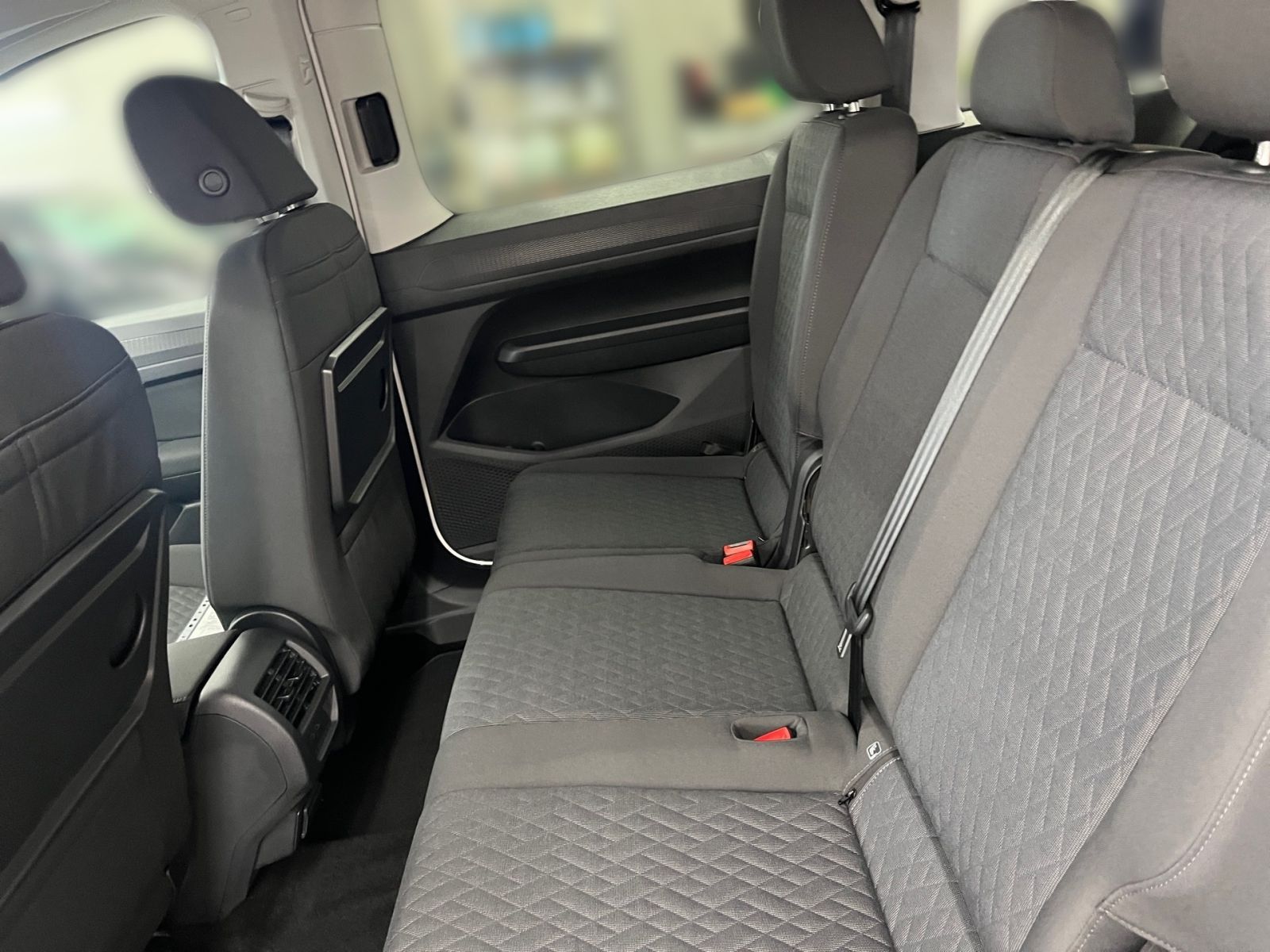 Volkswagen Caddy Maxi - Bild 10