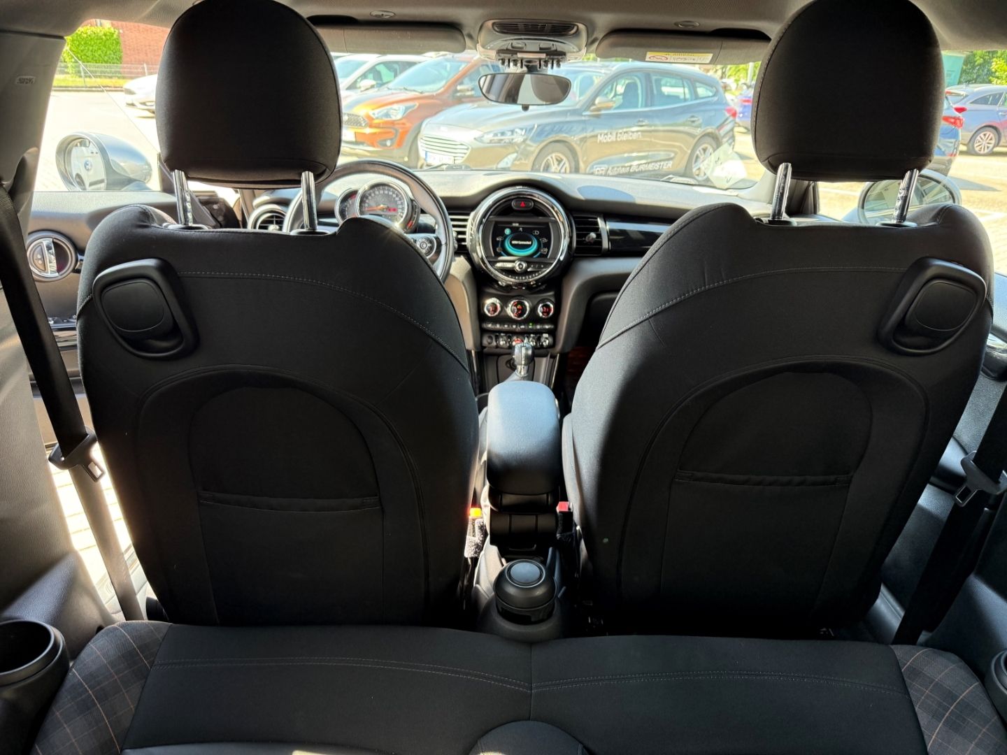 Fahrzeugabbildung MINI Cooper Mini  Seven Chili 1.5 One