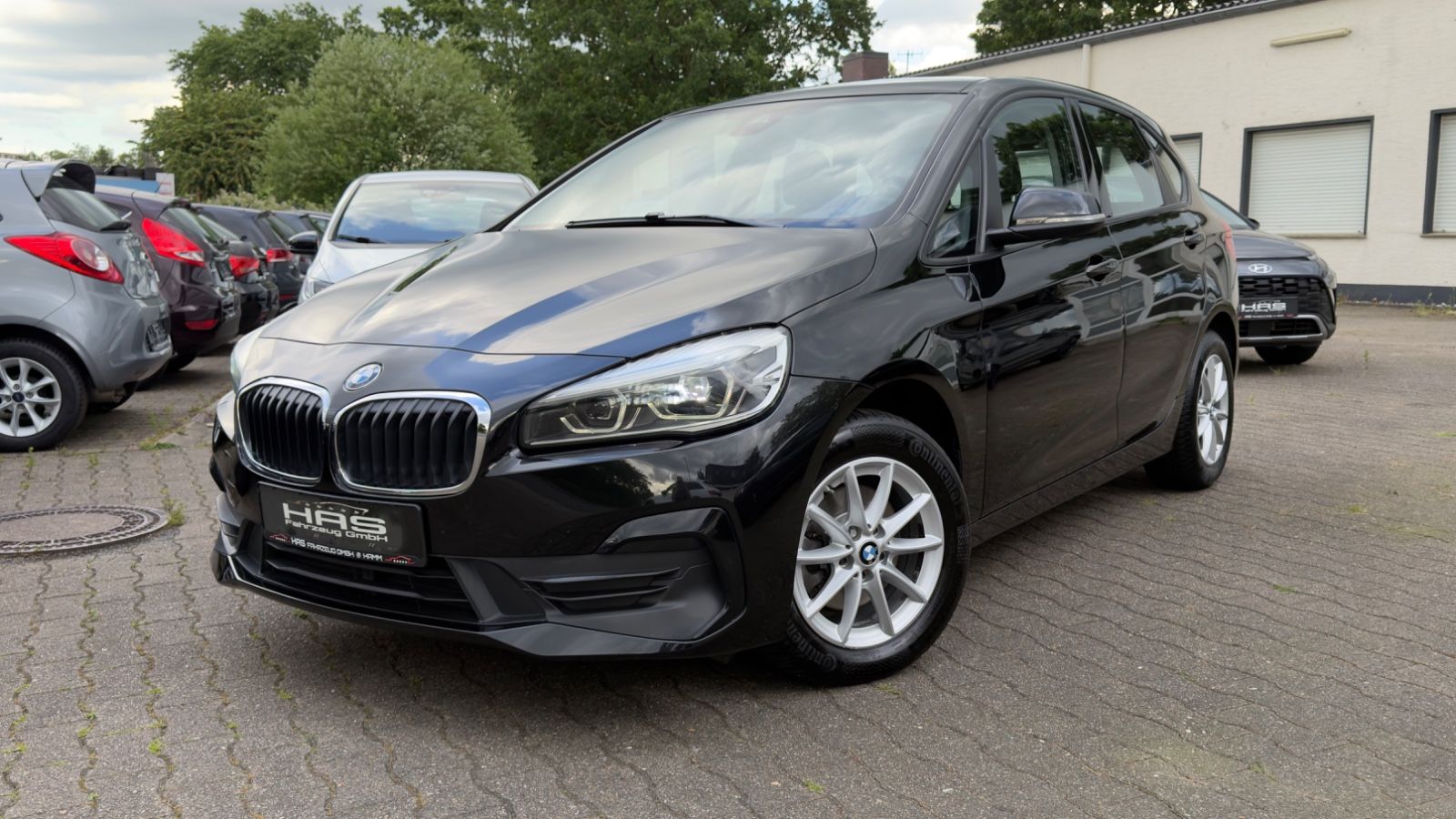 BMW 216 d Active Tourer / Navi / Alu / Led /