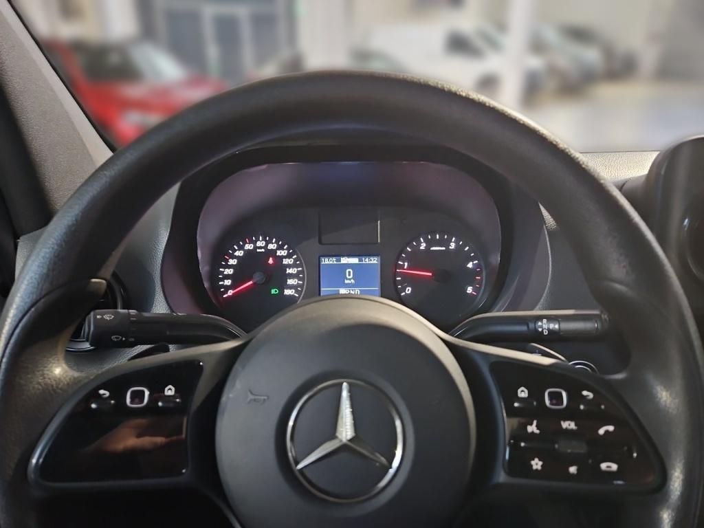 Fahrzeugabbildung Mercedes-Benz Sprinter 316 Doka 3-Seiten-Kipper 6Sitze 3,5tAHK