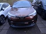 Toyota C-HR mit AWD - Toyota C-HR Unfallwagen