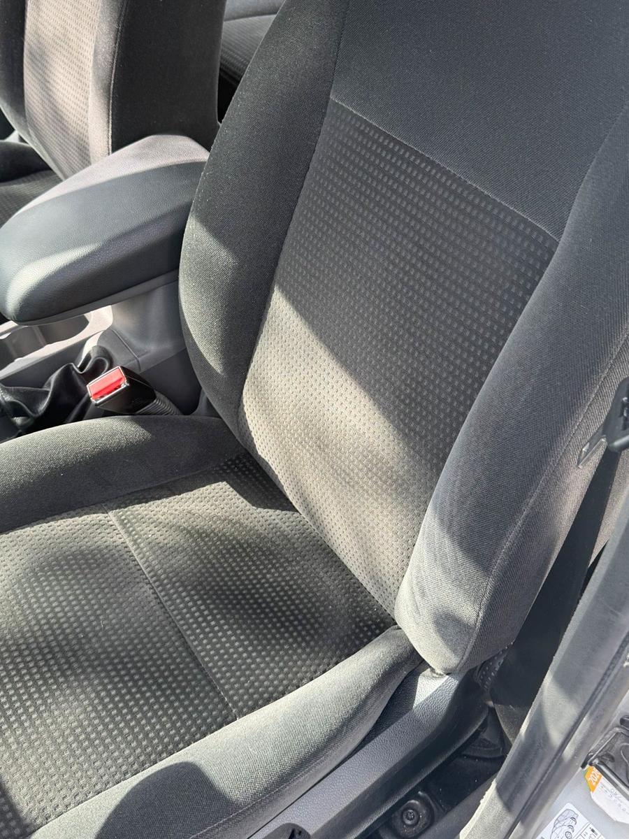 Ford Focus 2005 — photo 14