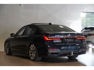 BMW 750 - 4