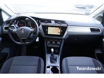 Volkswagen Touran - 9