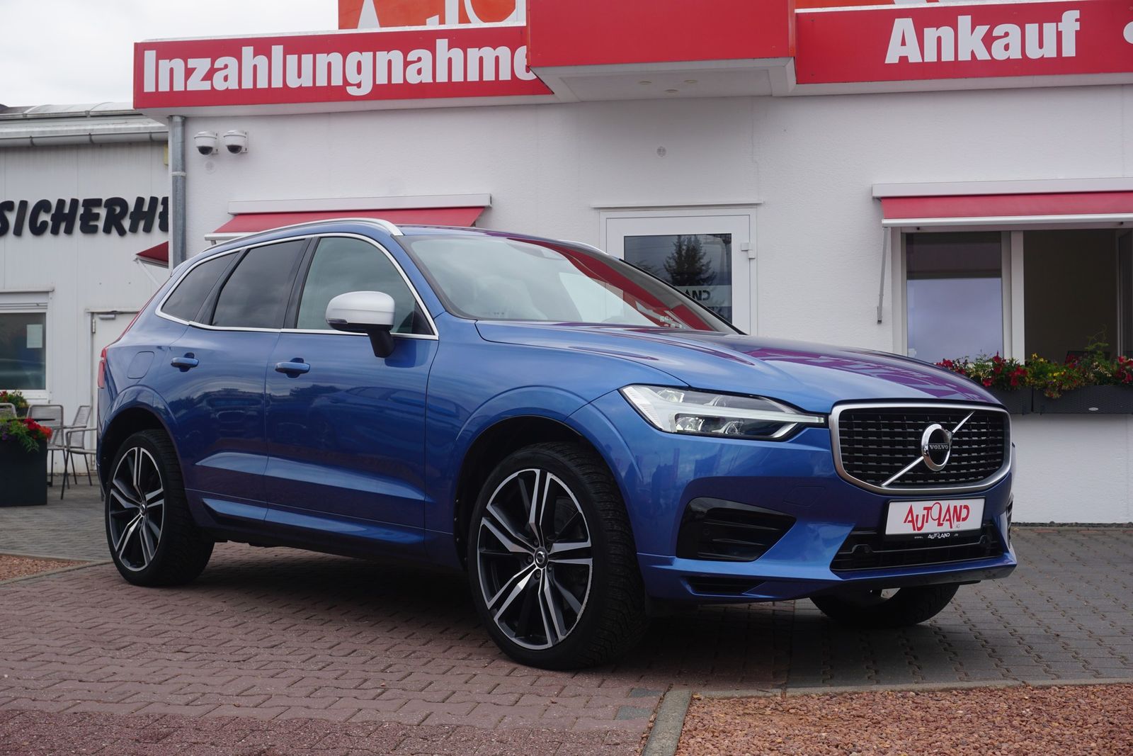 Volvo XC60 2.0 R Design AWD AHK Kamera Keyless Navi foto 6