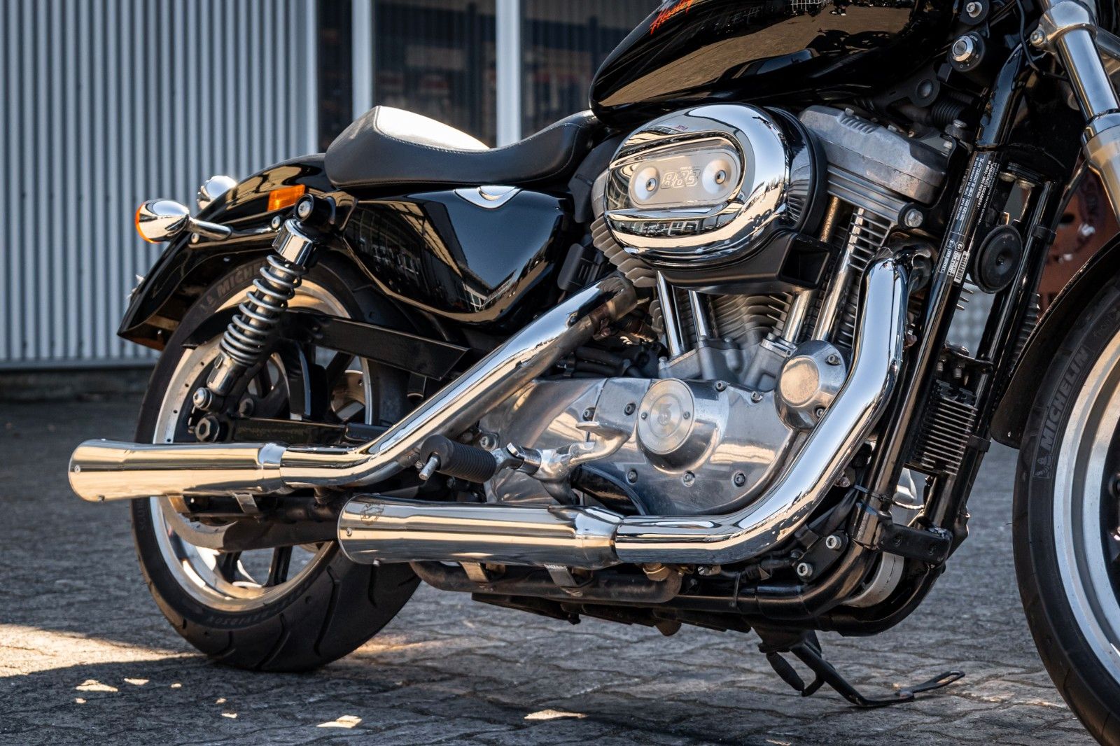 Fahrzeugabbildung Harley-Davidson XL883L SUPERLOW SPORTSTER - A2 TAUGLICH - FALCON