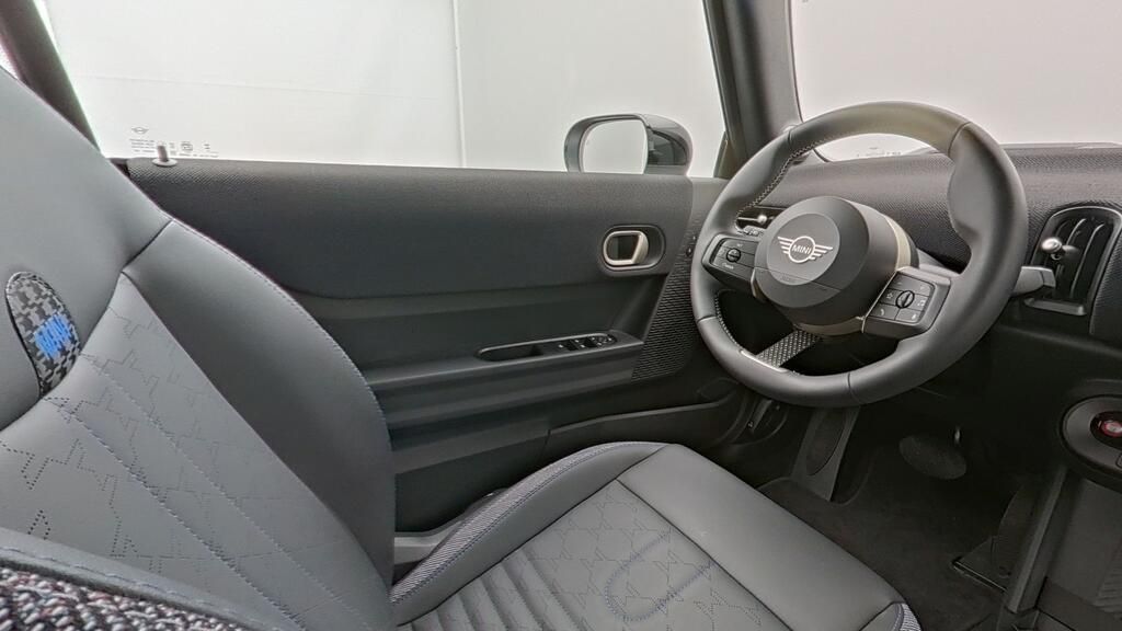 MINI Cooper Cabrio - Bild 11