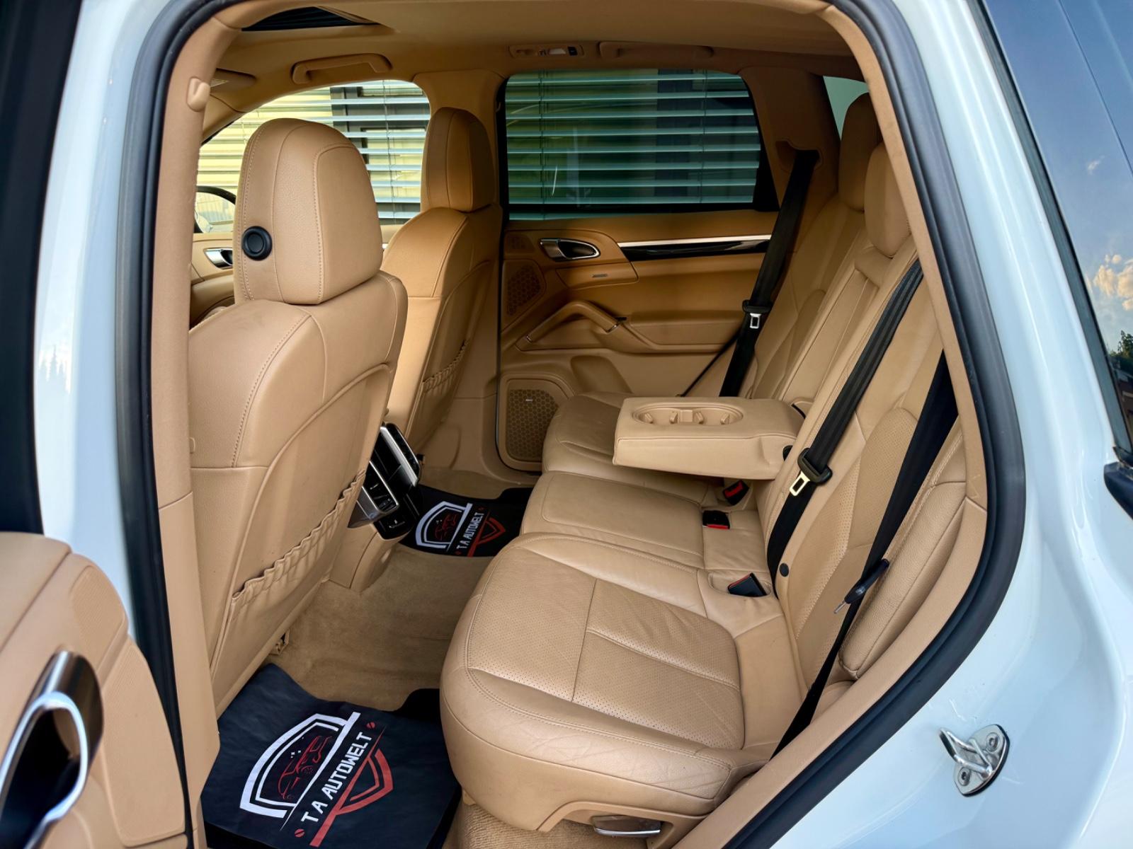 Porsche Cayenne*Sport*Schiebedach*20Zoll*Navi*Bose Sound