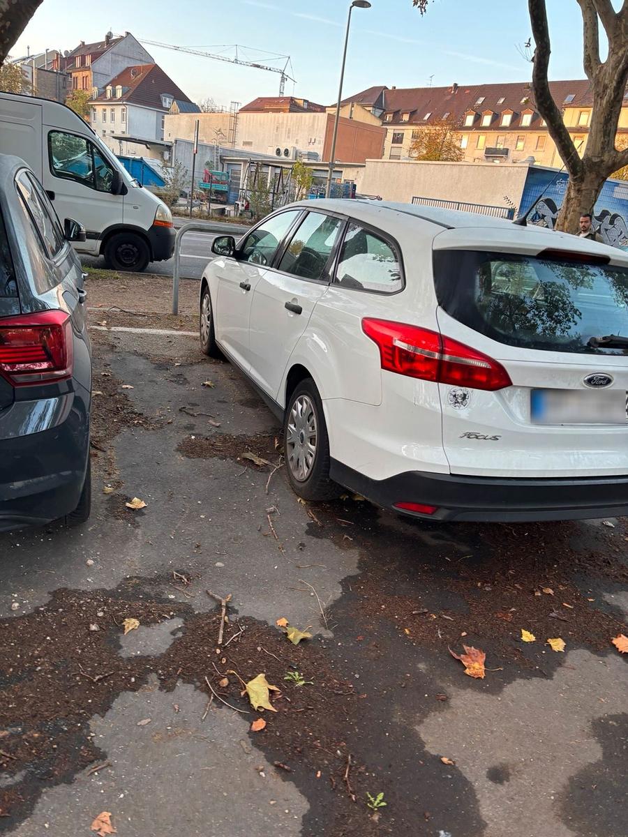 Ford Focus 2015 — rear view