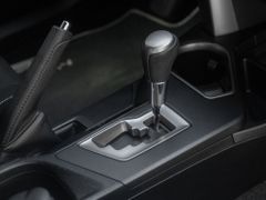 TOYOTA RAV 4 2.5 4x2 Hybrid Team Deutschland *WKR*