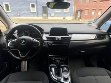 BMW 218 Active Tourer - 12