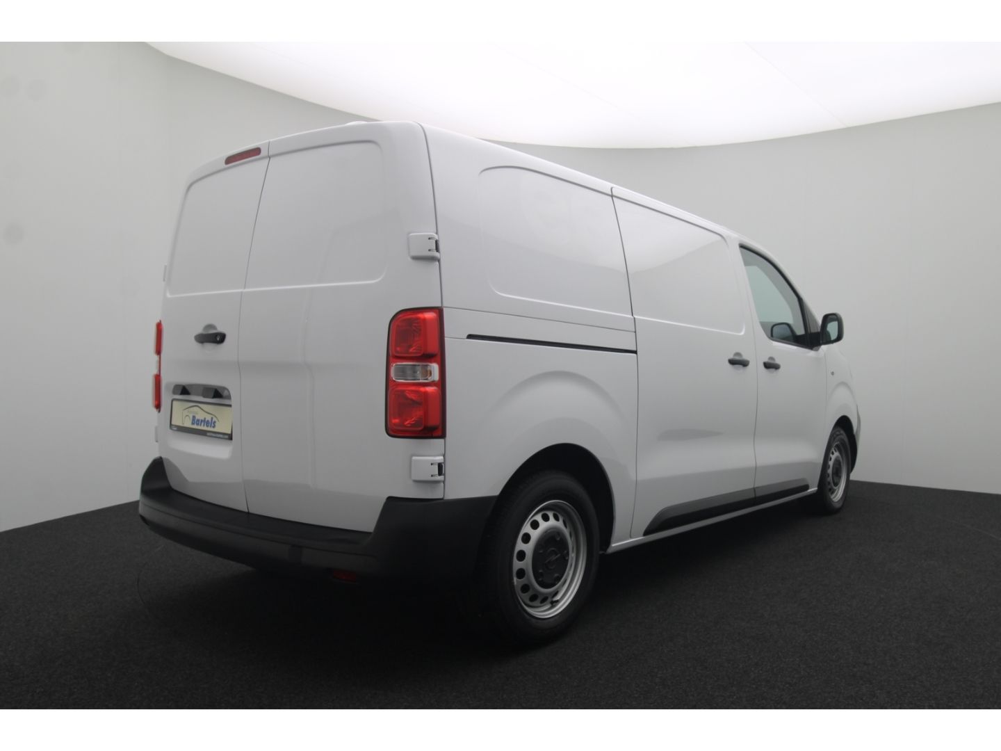 Fahrzeugabbildung Opel Vivaro 1.5 Kasten Edition M Klimaanlage