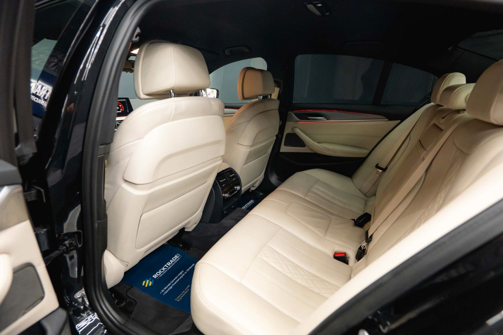 Fahrzeugabbildung BMW M550i xDrive Shadow Line | ACC | Massage | LED