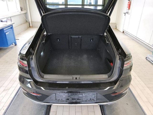 Arteon R-Line eHybrid DSG MATRIX NAV APP DCC eHE